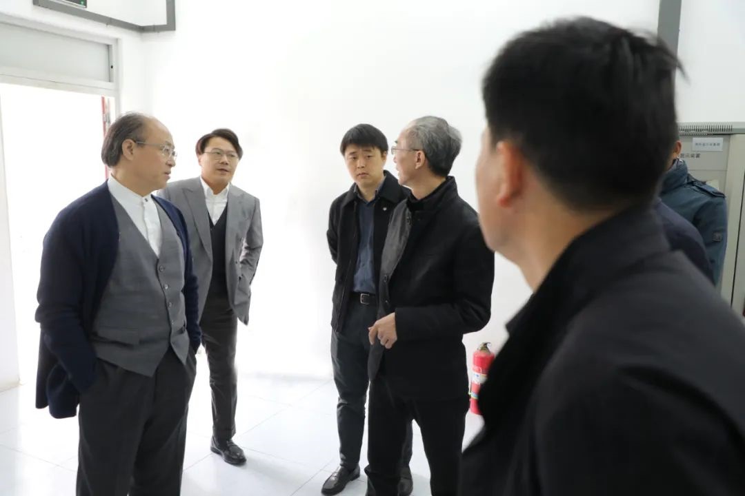 1678960379413992.jpg 1678960379413992.jpg