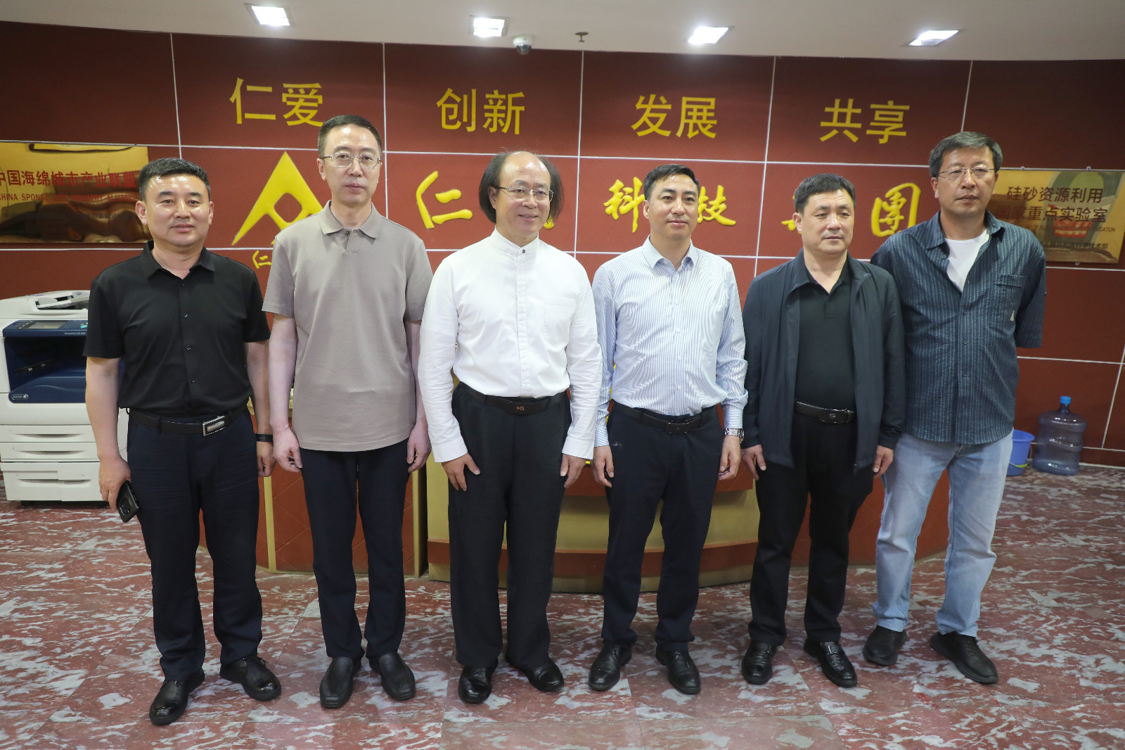 1685274017344721.jpg 1685274017344721.jpg