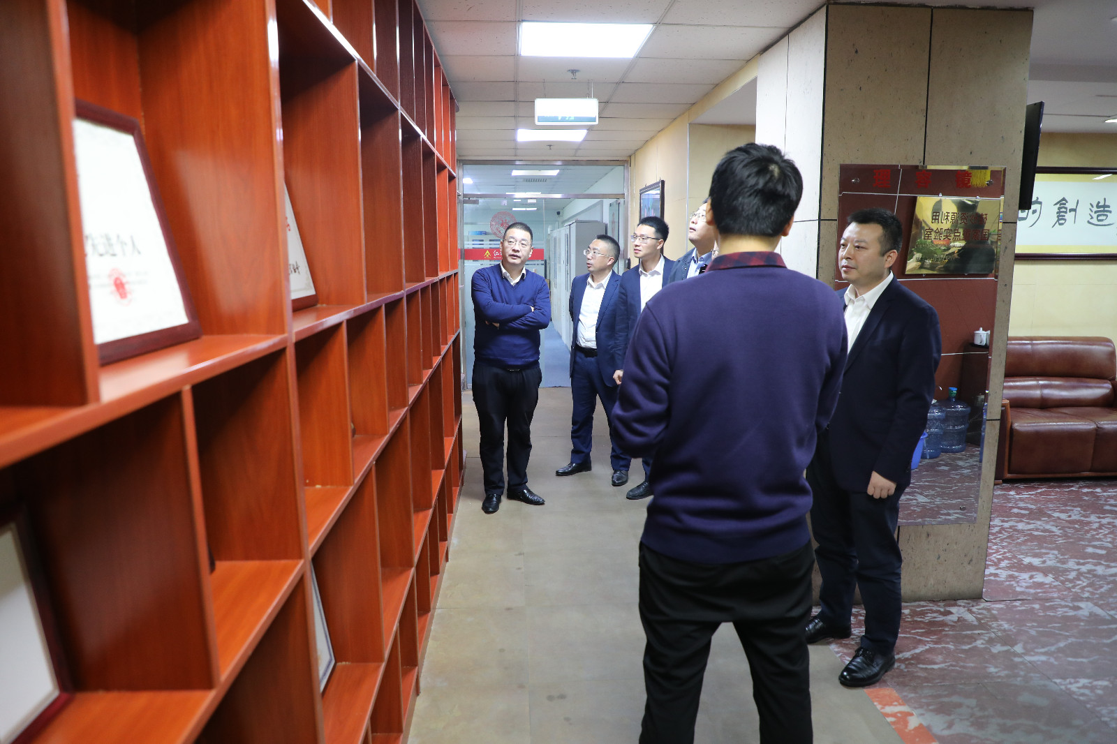 1701927353444543.jpg 1701927353444543.jpg