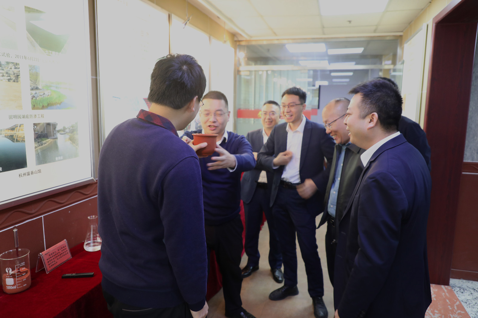 1701927755663506.jpg 1701927755663506.jpg