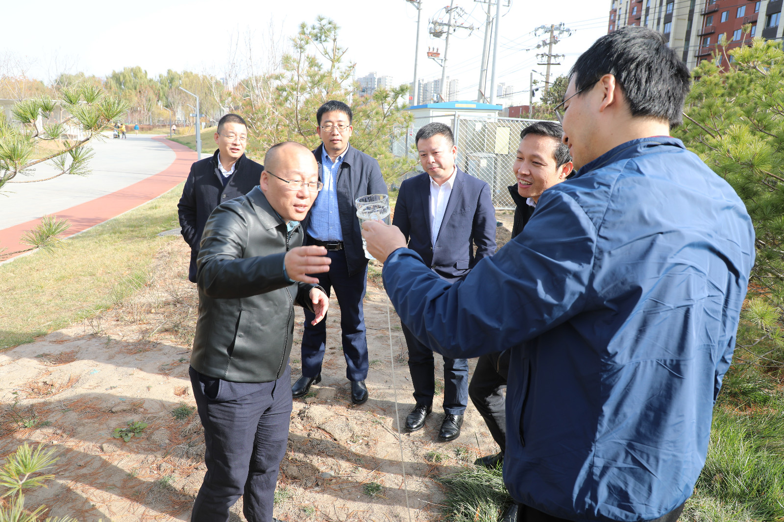 1701928537959589.jpg 1701928537959589.jpg