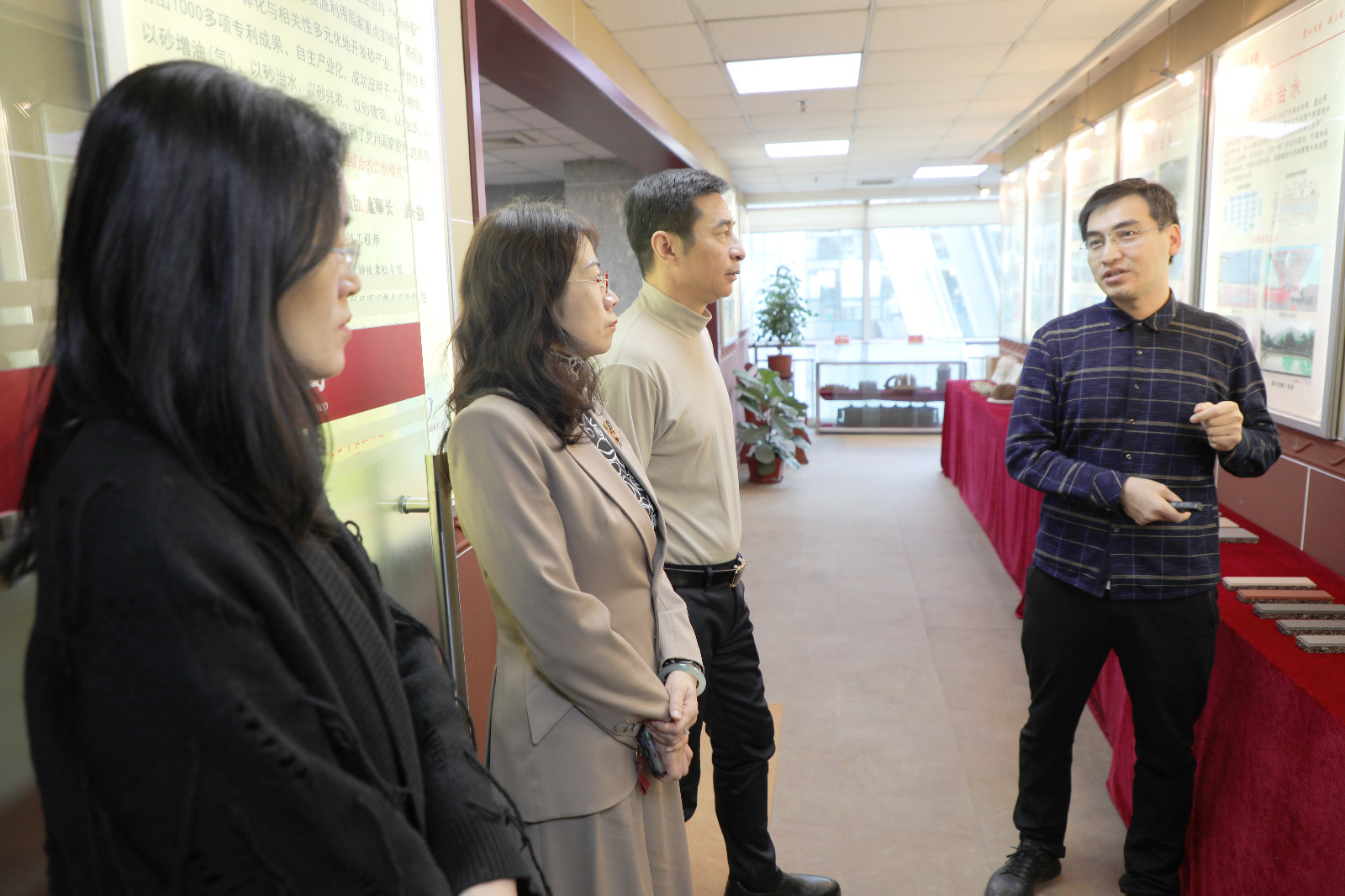 1706854401394778.jpg 1706854401394778.jpg