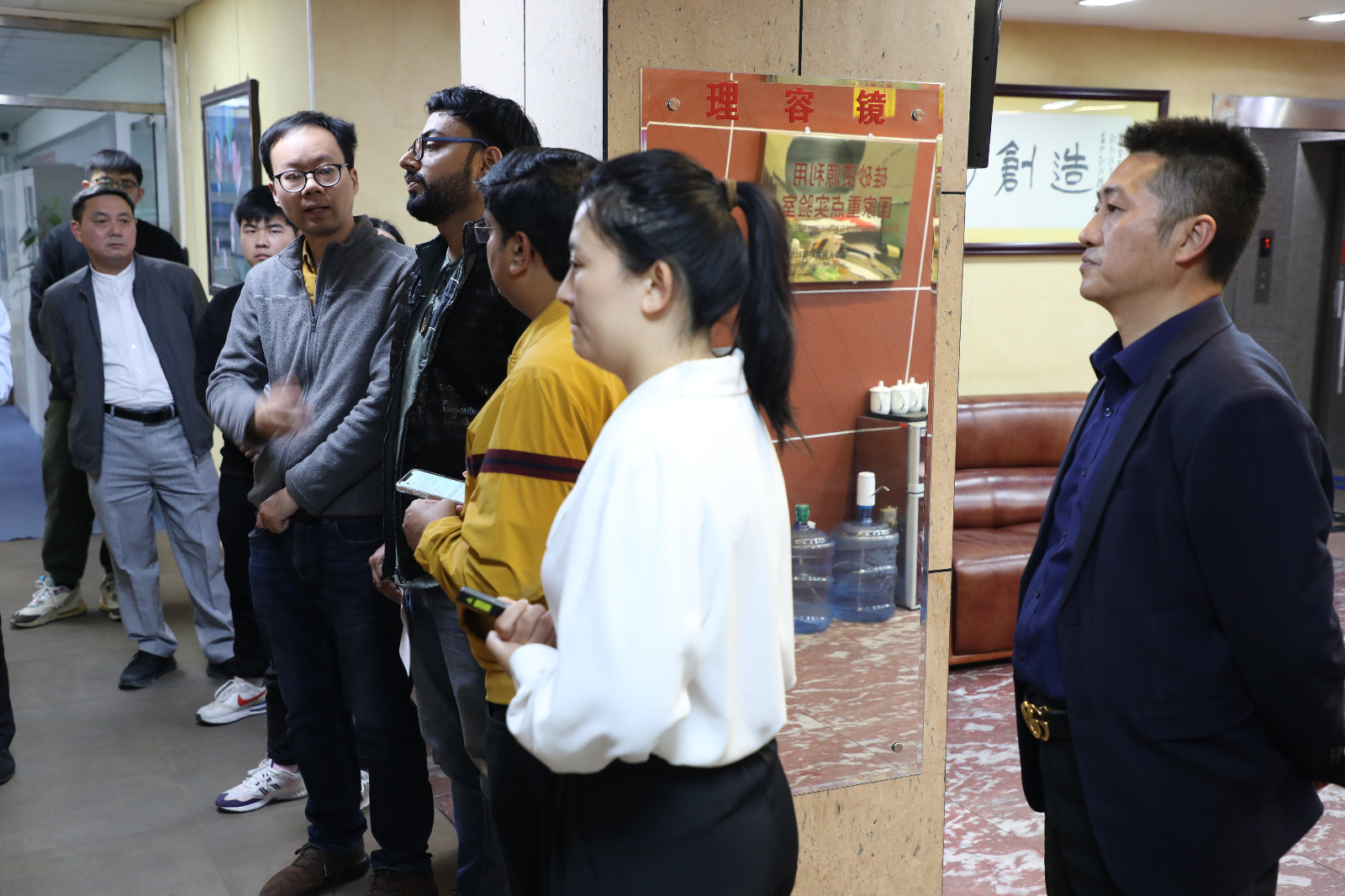 1714103770100501.jpg 1714103770100501.jpg