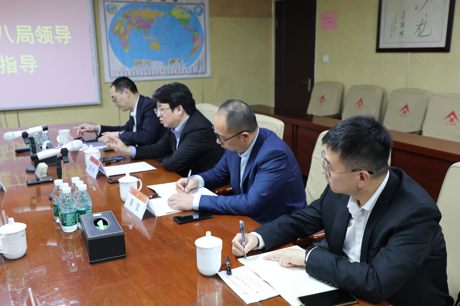 1714957214137561.jpg 1714957214137561.jpg