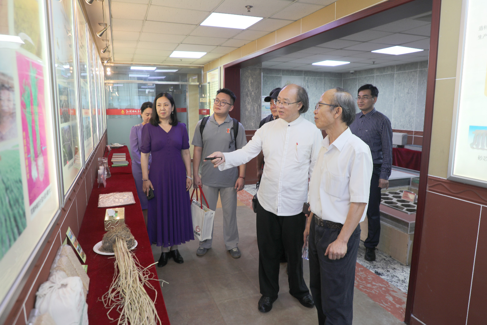 1724421648975846.jpg 1724421648975846.jpg