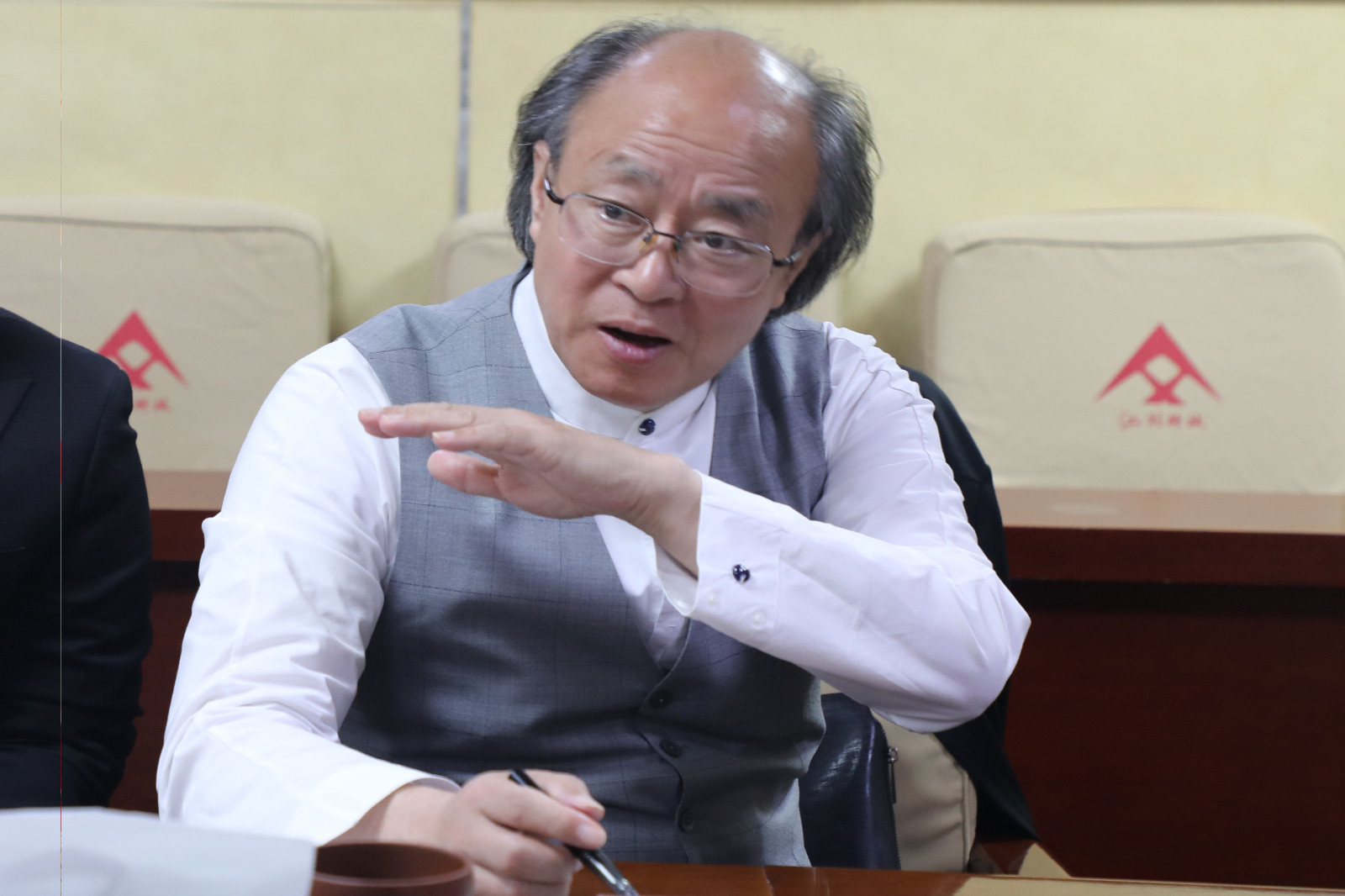 1729083983148827.jpg 1729083983148827.jpg