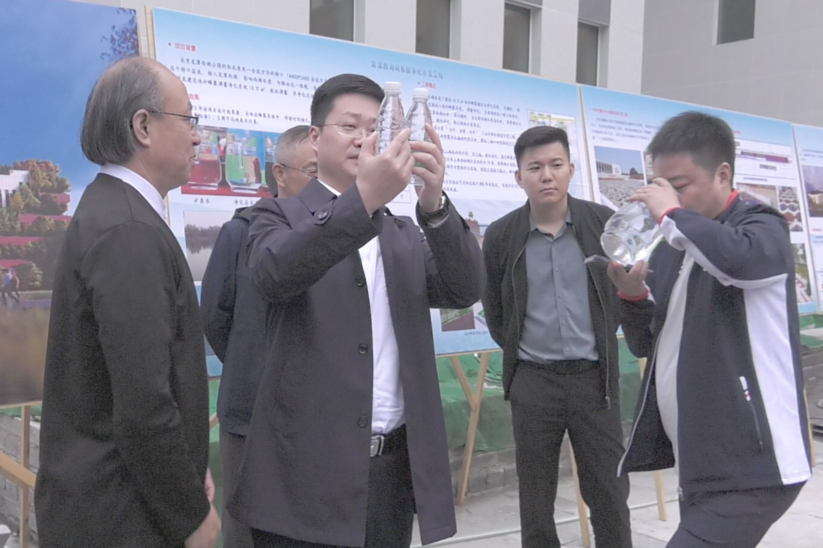 1729748092639414.jpg 1729748092639414.jpg