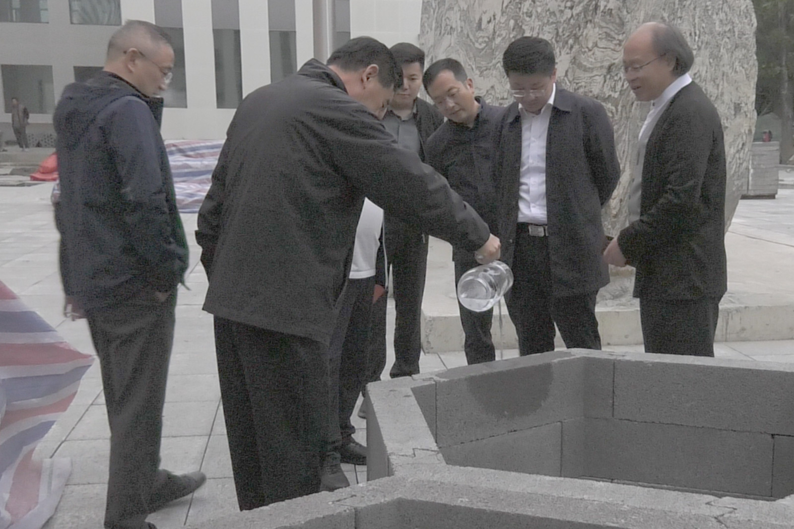 1729748221282964.jpg 1729748221282964.jpg