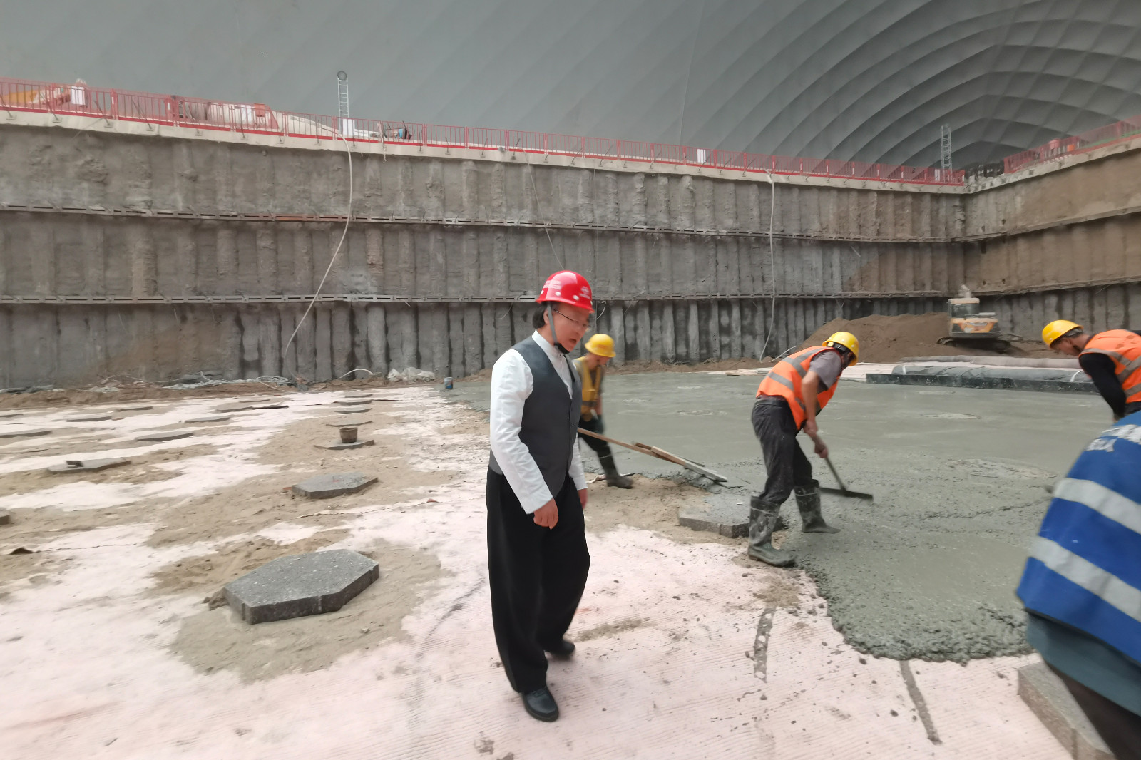 1729748826921814.jpg 1729748826921814.jpg