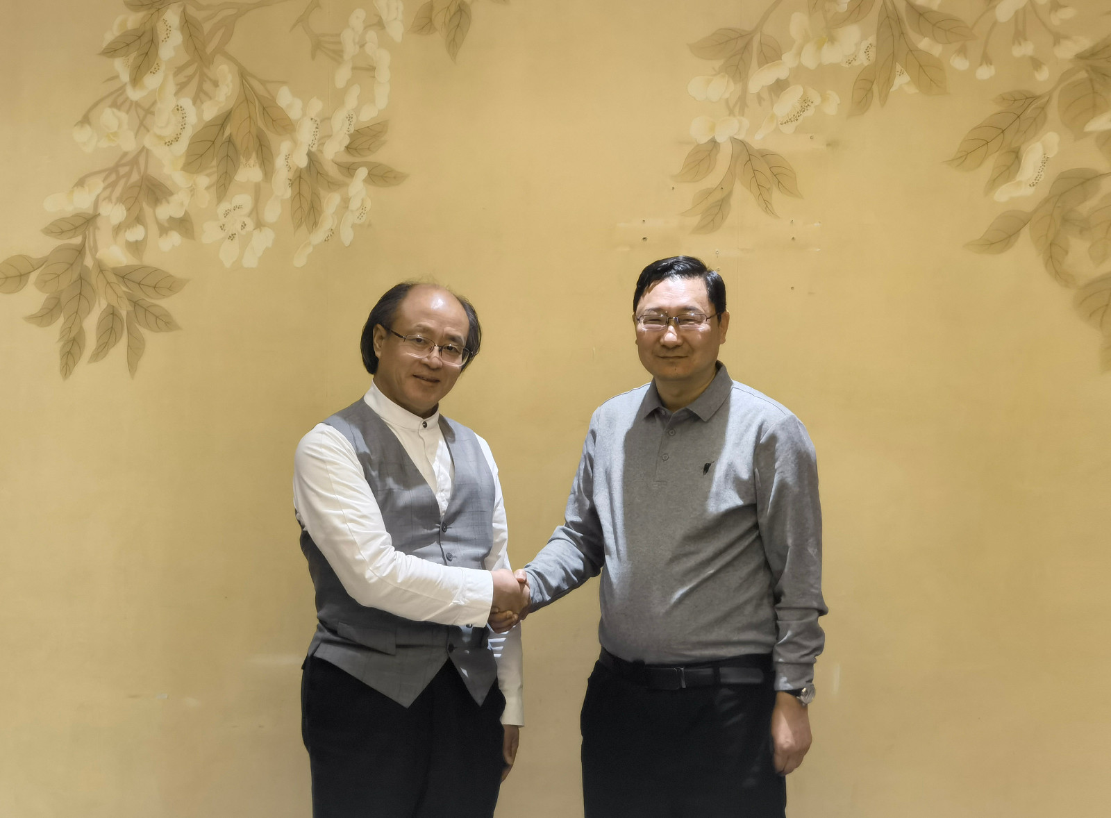 1730938920640614.jpg 1730938920640614.jpg