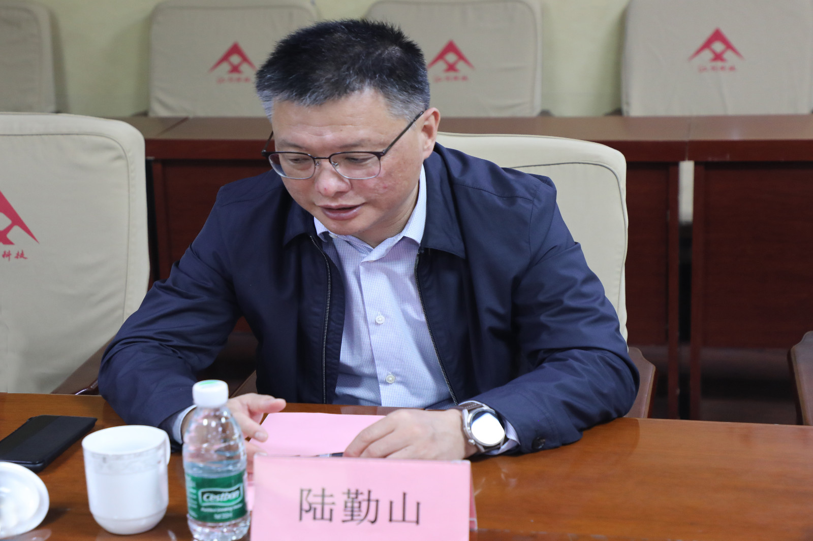 1744794717571564.jpg 1744794717571564.jpg